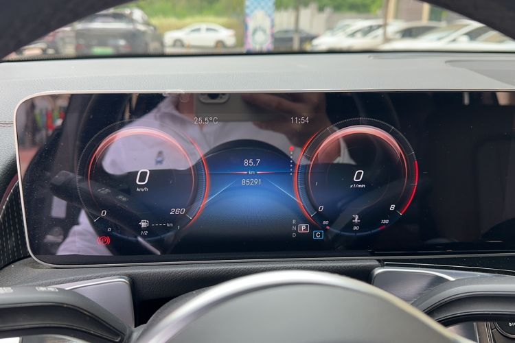 Used Mercedes-Benz GLB 2020 Facelift GLB 200 Fashion Edition Instrument Cluster