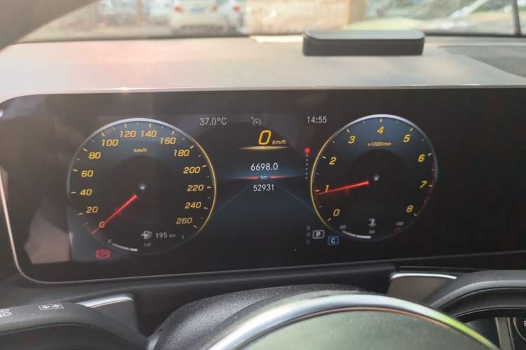 Used Mercedes-Benz GLB 2020 Facelift GLB 200 Fashion Edition Instrument Cluster