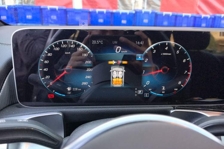 Used Mercedes-Benz GLB 2020 GLB 180 Dynamic Edition Instrument Cluster
