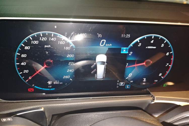 Used Mercedes-Benz GLB 2020 GLB 200 Dynamic Edition Instrument Cluster