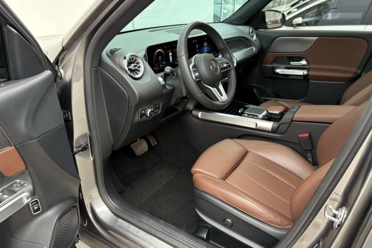 Used Mercedes-Benz GLB 2020 Updated GLB 200 Dynamic Edition Interior 1