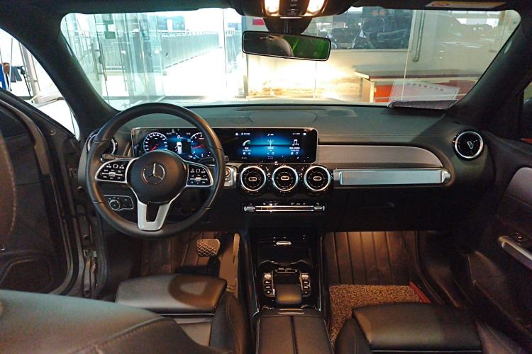 Used Mercedes-Benz GLB 2020 GLB 180 Fashion Model Interior 2