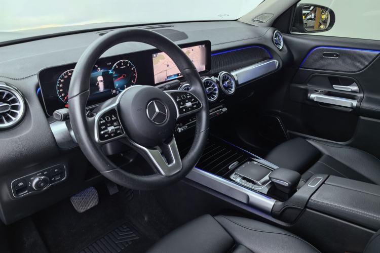 Used Mercedes-Benz GLB 2020 GLB 200 Dynamic Edition Interior 4