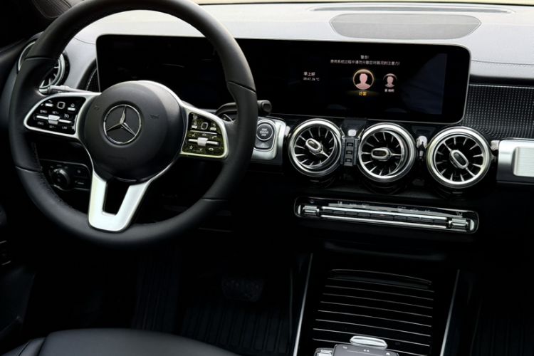 Used Mercedes-Benz GLB 2020 Facelift GLB 200 Fashion Edition Interior 5