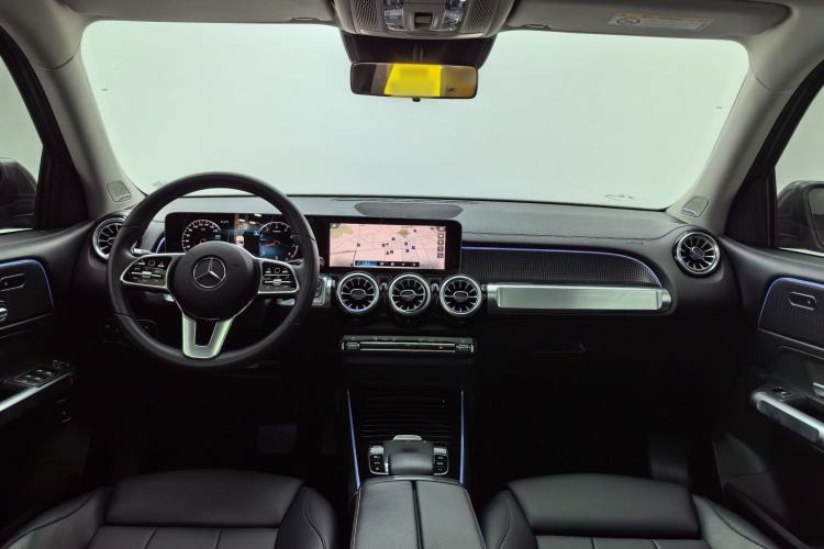 Used Mercedes-Benz GLB 2020 GLB 200 Dynamic Edition Interior 6
