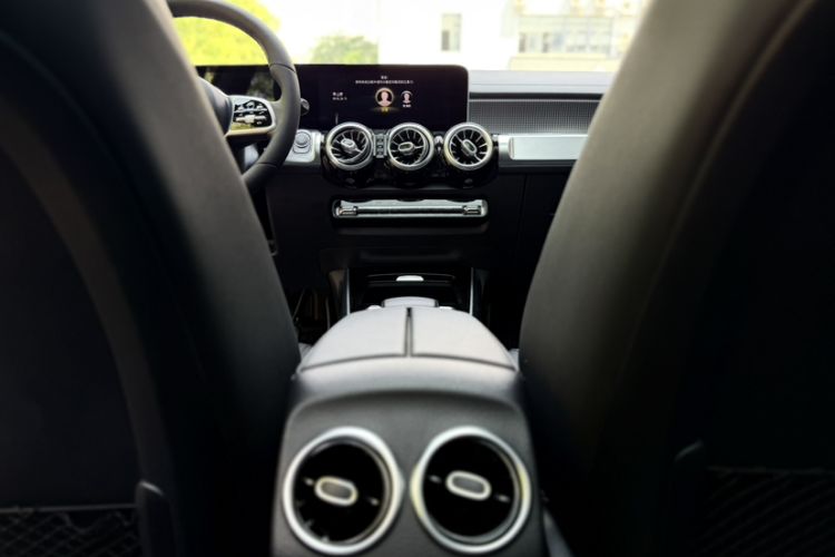 Used Mercedes-Benz GLB 2020 Facelift GLB 200 Fashion Edition Interior 7