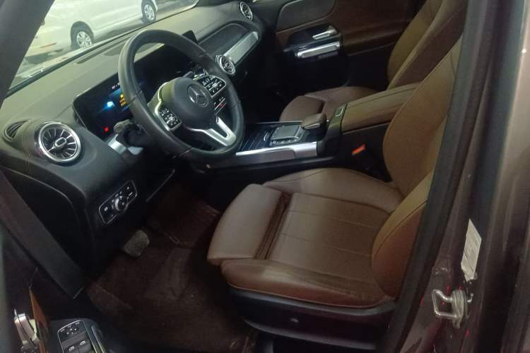 Used Mercedes-Benz GLB 2020 Updated GLB 200 Dynamic Edition Left Front Seat