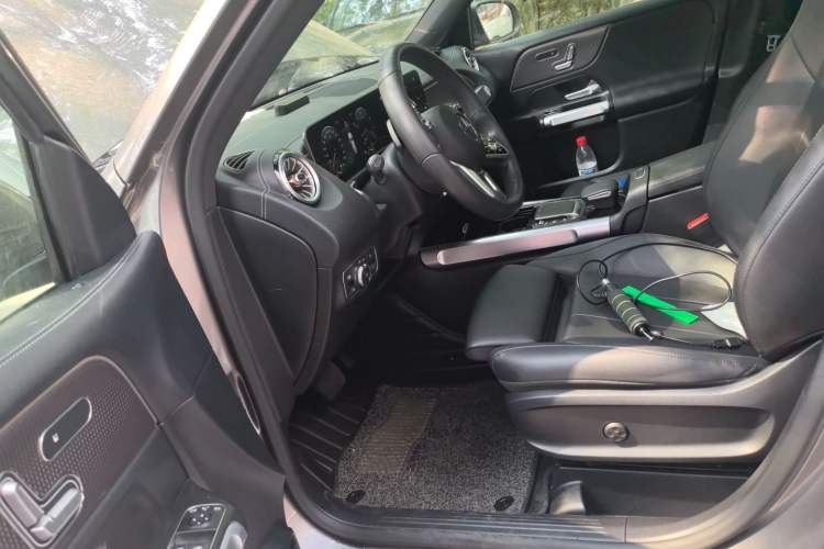 Used Mercedes-Benz GLB 2020 Facelift GLB 200 Fashion Edition Left Front Seat