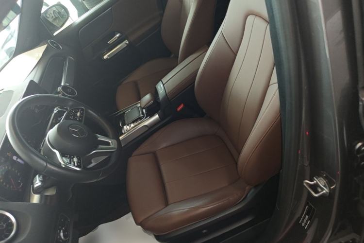 Used Mercedes-Benz GLB 2020 GLB 200 Dynamic Edition Left Front Seat