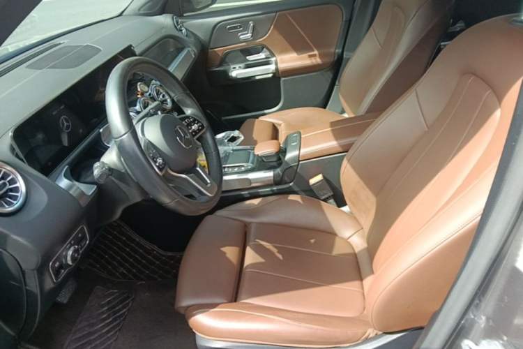 Used Mercedes-Benz GLB 2020 Facelift GLB 200 Fashion Edition Left Front Seat