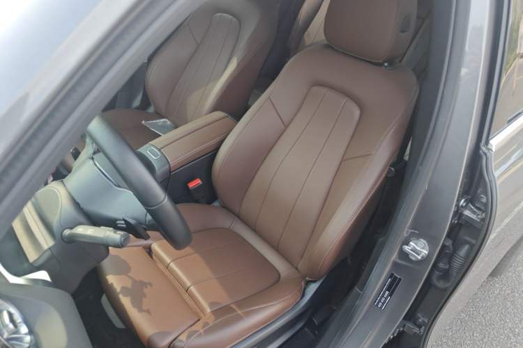 Used Mercedes-Benz GLB 2020 GLB 200 Dynamic Edition Left Front Seat