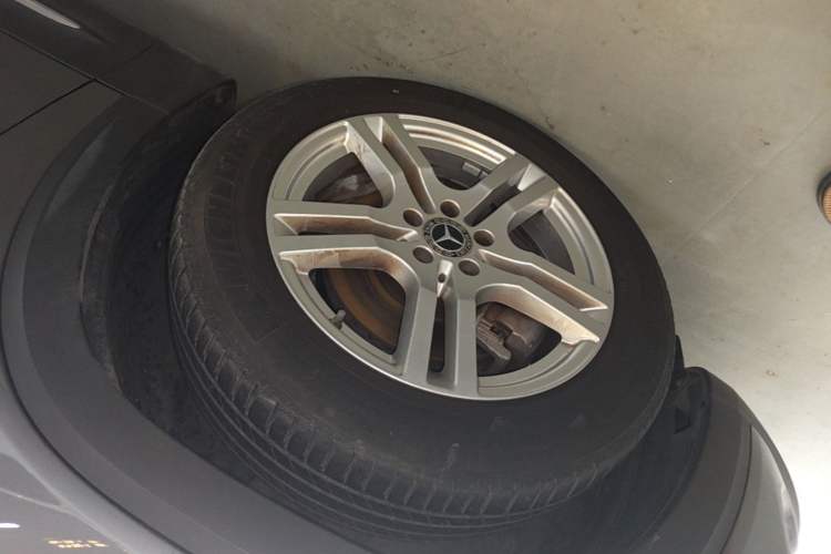 Used Mercedes-Benz GLB 2020 GLB 200 Dynamic Edition Left Front Wheel Hub