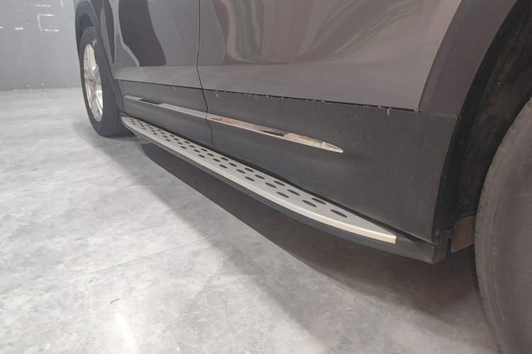 Used Mercedes-Benz GLB 2020 Updated GLB 200 Dynamic Edition Left Side Sill