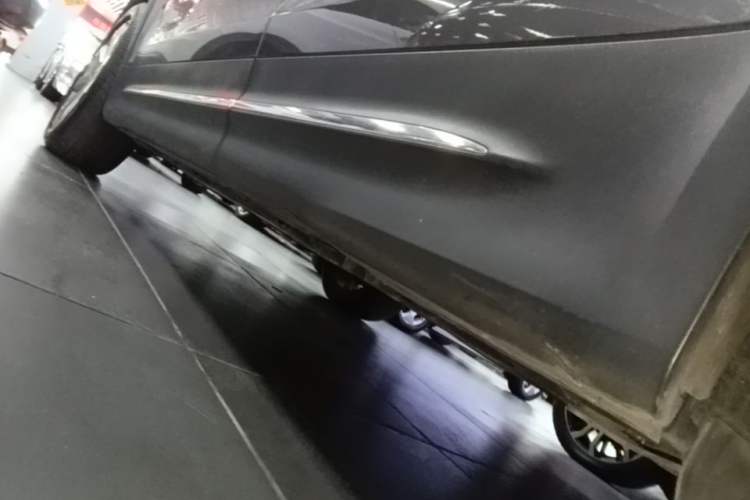 Used Mercedes-Benz GLB 2020 Facelift GLB 200 Fashion Edition Left Side Sill
