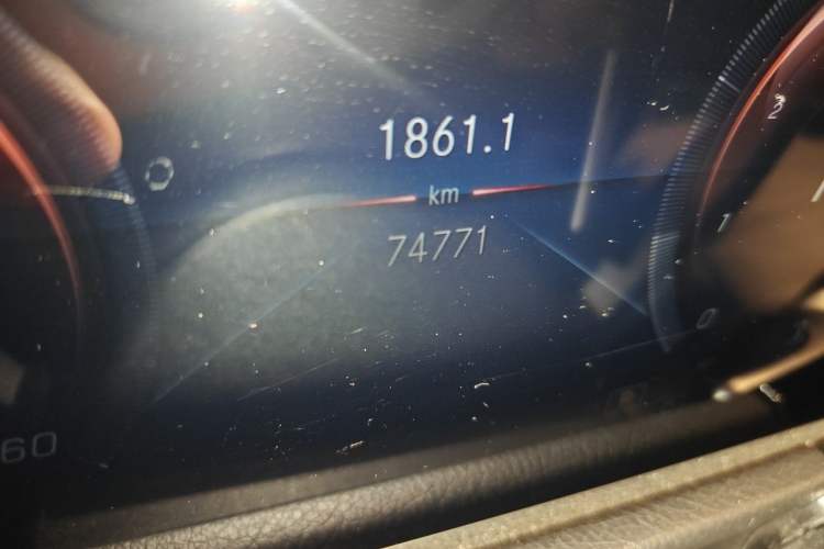 Used Mercedes-Benz GLB 2020 Updated GLB 200 Dynamic Edition Odometer Close Up