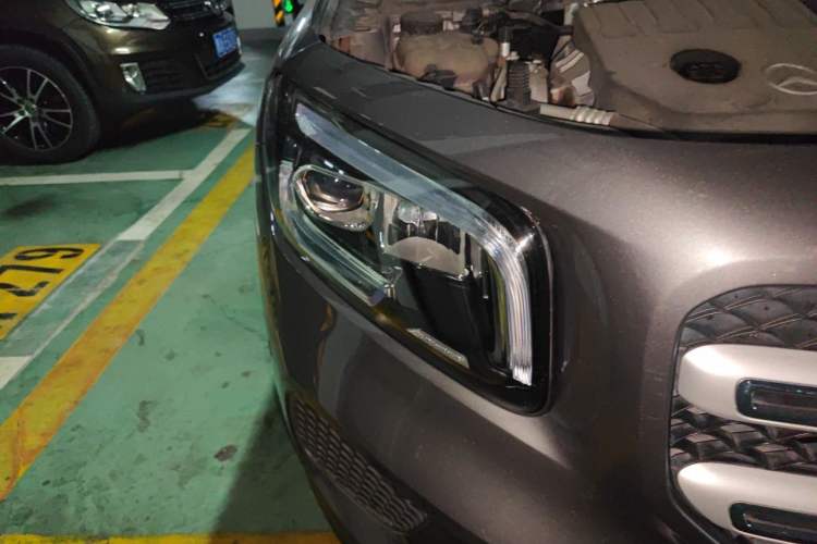 Used Mercedes-Benz GLB 2020 GLB 200 Stylish Edition Right Front Headlight