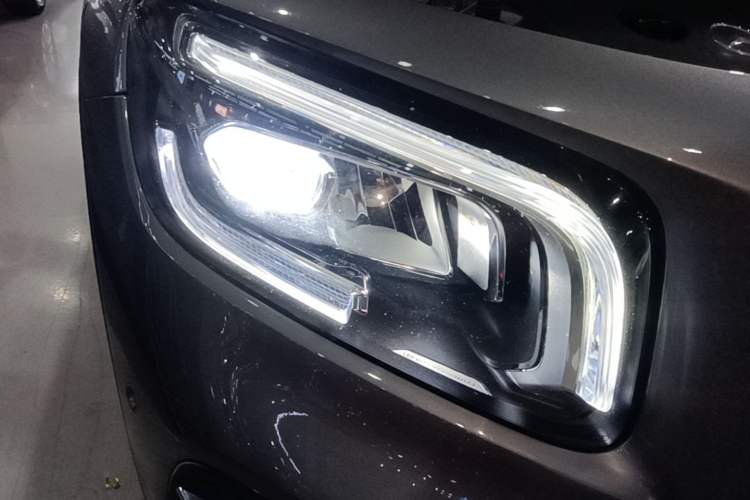 Used Mercedes-Benz GLB 2020 GLB 200 Stylish Edition Right Front Headlight