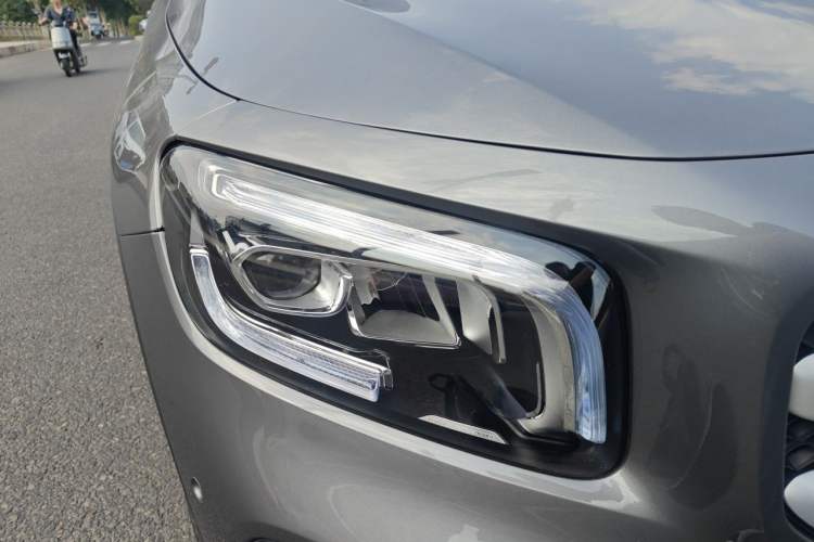 Used Mercedes-Benz GLB 2020 GLB 200 Dynamic Edition Right Front Headlight