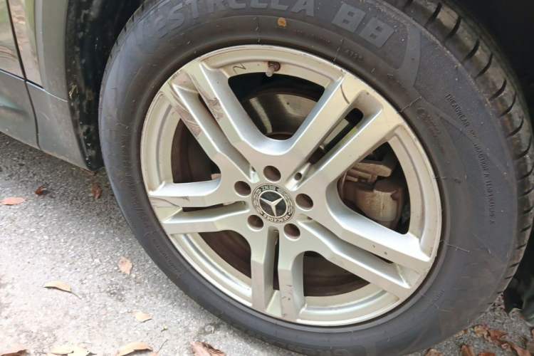 Used Mercedes-Benz GLB 2020 GLB 180 Dynamic Edition Right Front Wheel Hub
