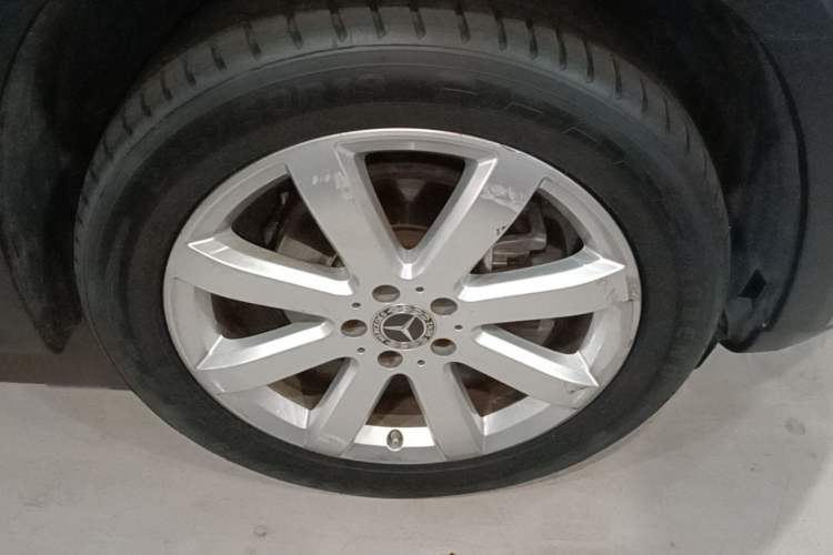 Used Mercedes-Benz GLB 2020 GLB 200 Stylish Edition Right Front Wheel Hub