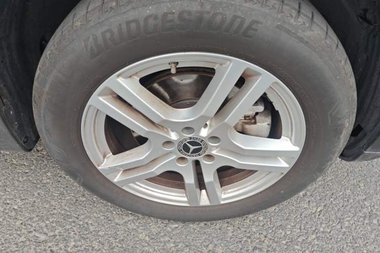 Used Mercedes-Benz GLB 2020 GLB 200 Dynamic Edition Right Front Wheel Hub