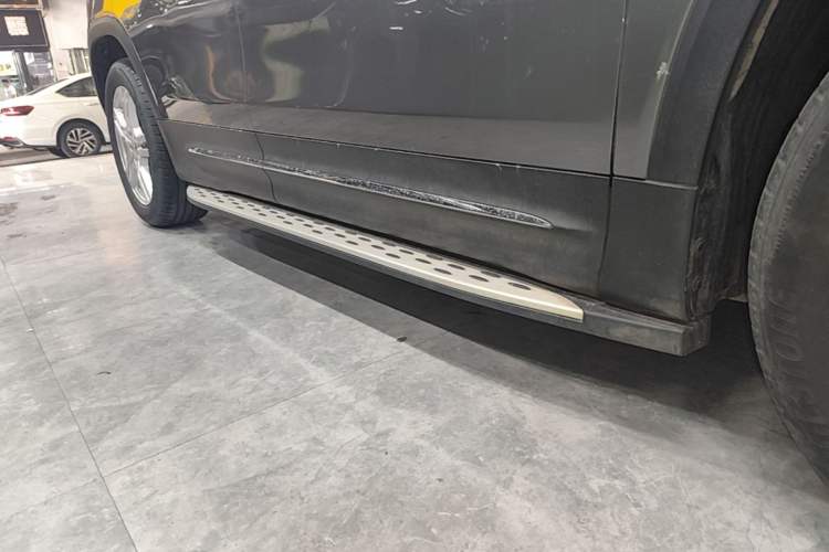 Used Mercedes-Benz GLB 2020 Updated GLB 200 Dynamic Edition Right Side Sill