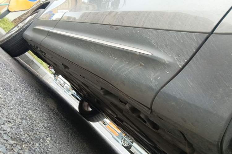 Used Mercedes-Benz GLB 2020 Facelift GLB 200 Fashion Edition Right Side Sill