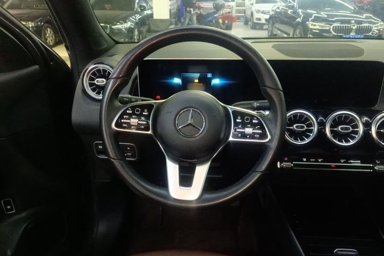 Used Mercedes-Benz GLB 2020 Updated GLB 200 Dynamic Edition Steering Wheel