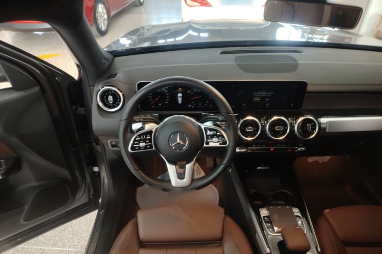 Used Mercedes-Benz GLB 2020 GLB 200 Dynamic Edition Steering Wheel