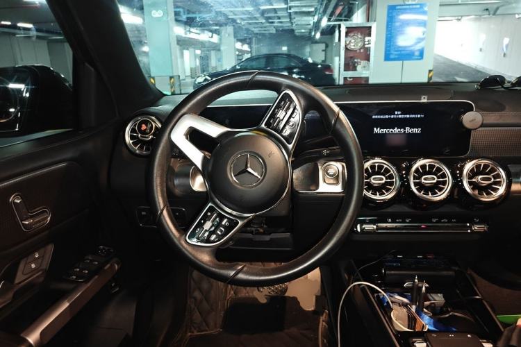 Used Mercedes-Benz GLB 2020 Updated GLB 200 Dynamic Edition Steering Wheel