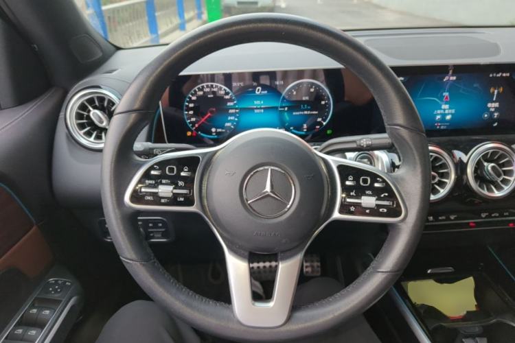 Used Mercedes-Benz GLB 2020 GLB 200 First Edition Special Version Steering Wheel