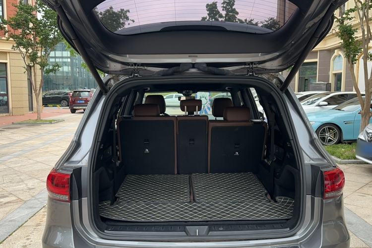 Used Mercedes-Benz GLB 2020 Facelift GLB 200 Fashion Edition Trunk