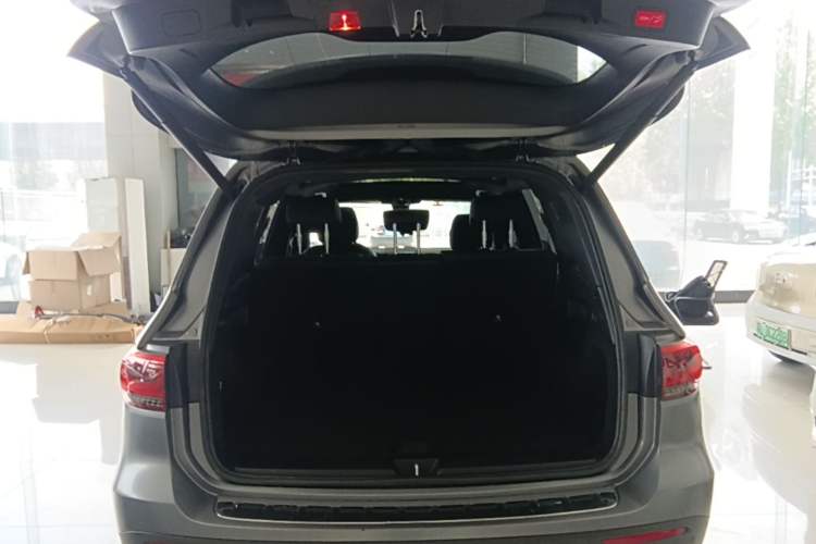 Used Mercedes-Benz GLB 2020 Updated GLB 200 Dynamic Edition Trunk