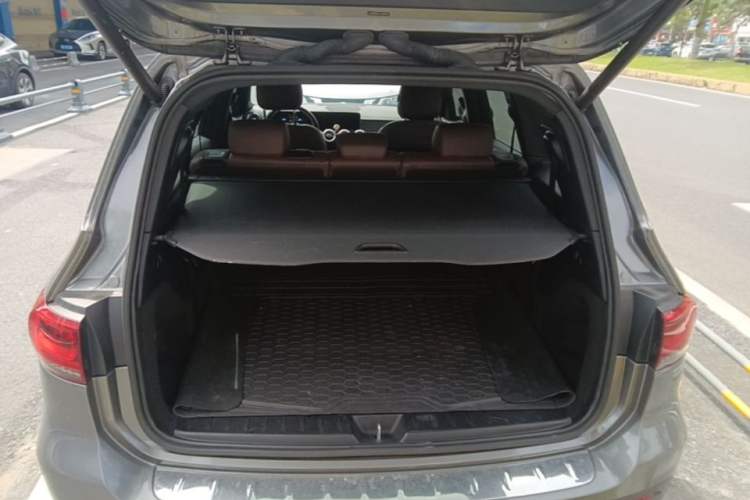 Used Mercedes-Benz GLB 2020 Facelift GLB 200 Fashion Edition Trunk