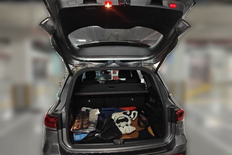 Used Mercedes-Benz GLB 2020 Updated GLB 200 Dynamic Edition Trunk