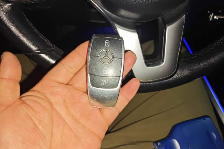 Used Mercedes-Benz GLB 2020 GLB 200 Stylish Edition Vehicle Key