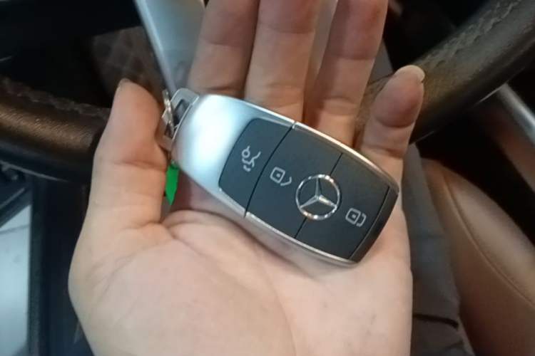 Used Mercedes-Benz GLB 2020 Facelift GLB 200 Fashion Edition Vehicle Key