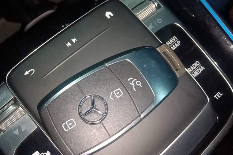 Used Mercedes-Benz GLB 2020 GLB 200 Stylish Edition Vehicle Key