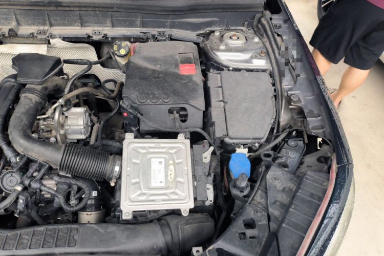 Used Mercedes-Benz GLB 2020 GLB 180 Fashion Model Engine Bay Left