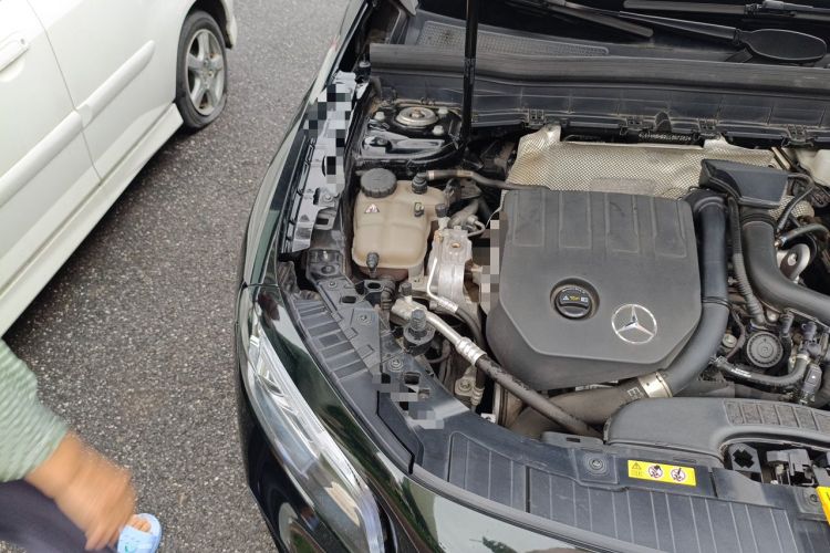 Used Mercedes-Benz GLB 2020 Facelift GLB 200 Fashion Edition Engine Bay Right