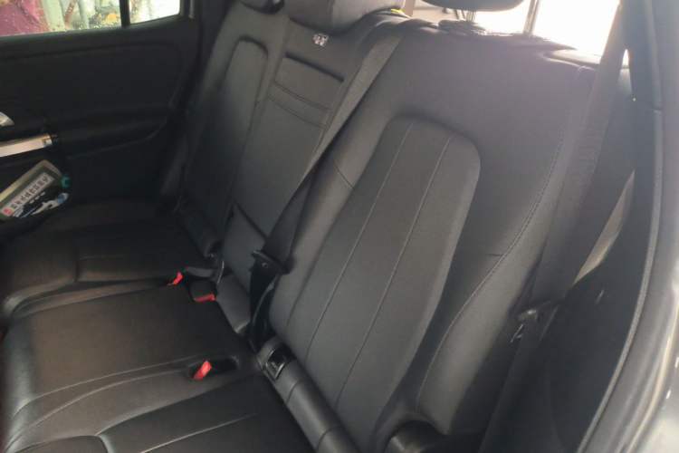 Used Mercedes-Benz GLB 2020 GLB 180 Fashion Model Left Rear Seat