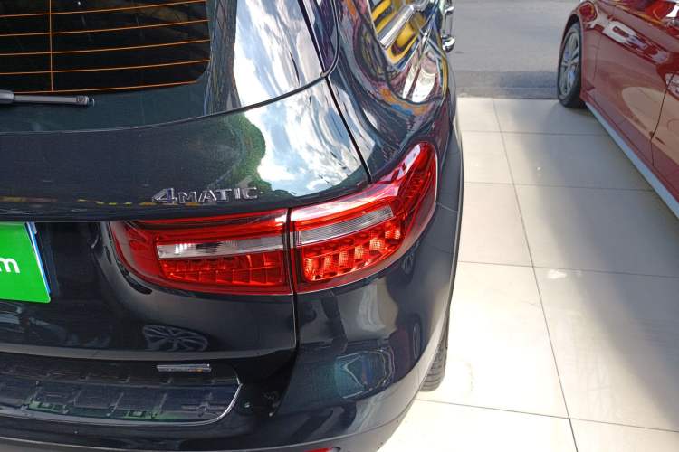 Used Mercedes-Benz GLB 2020 GLB 180 Fashion Model Right Rear Taillight