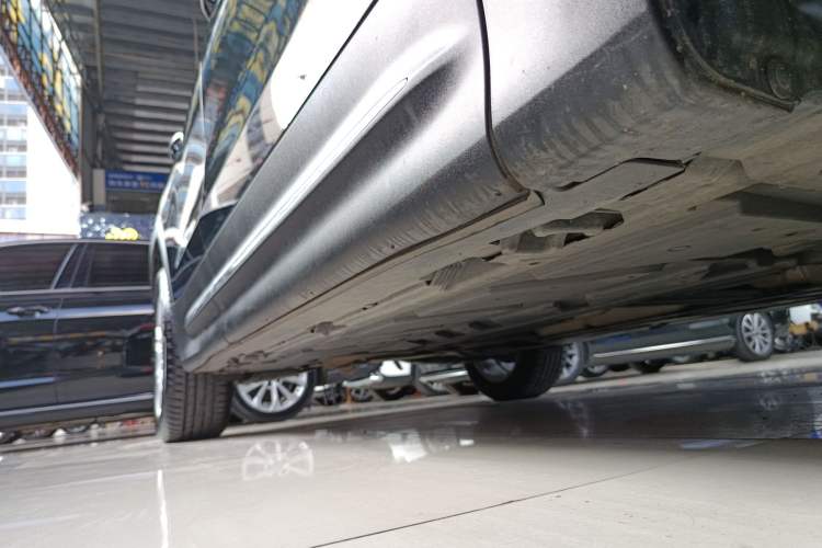 Used Mercedes-Benz GLB 2020 GLB 180 Fashion Model Right Side Sill
