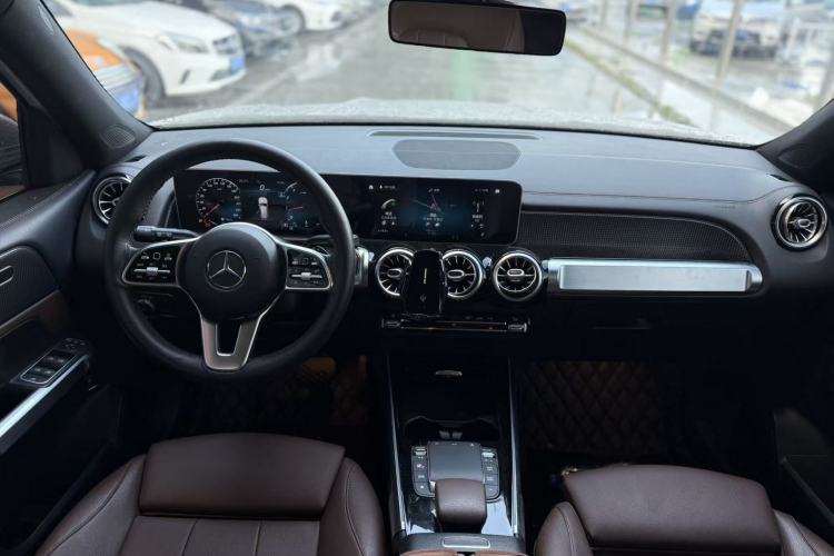 Used Mercedes-Benz GLB 2020 Facelift GLB 200 Fashion Edition Interior 1