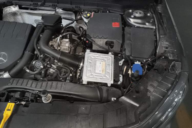 Used Mercedes-Benz GLB 2020 Updated GLB 200 Dynamic Edition Engine Bay Left