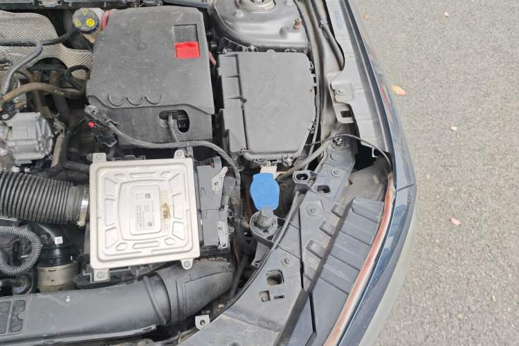 Used Mercedes-Benz GLB 2020 GLB 180 Fashion Model Engine Bay Left