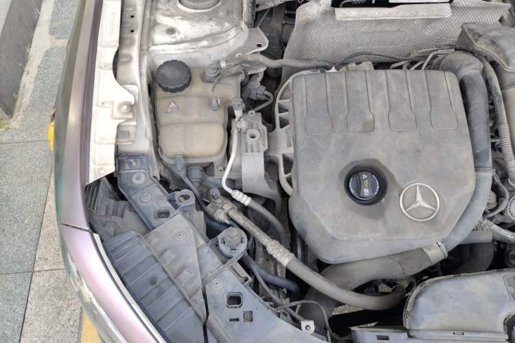 Used Mercedes-Benz GLB 2020 GLB 200 Dynamic Edition Engine Bay Right