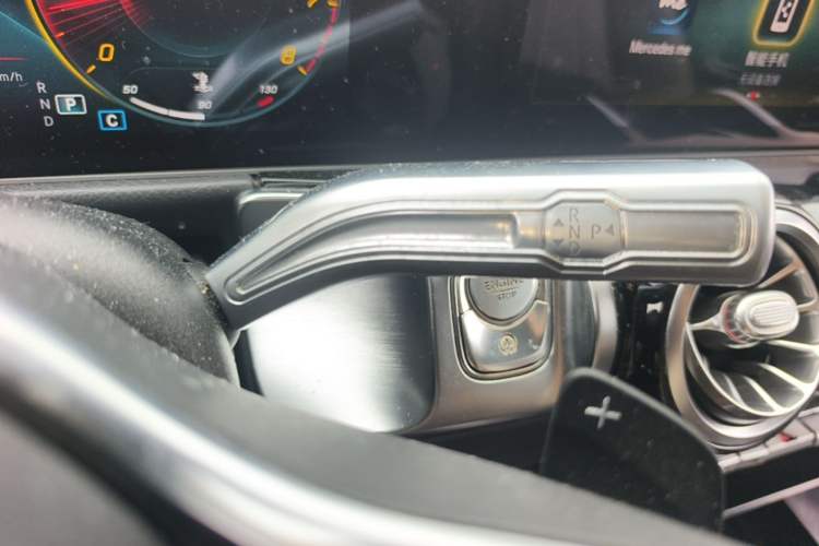 Used Mercedes-Benz GLB 2020 Facelift GLB 200 Fashion Edition Gear Lever