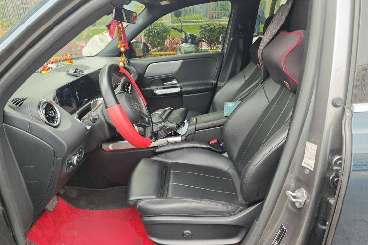 Used Mercedes-Benz GLB 2020 GLB 180 Fashion Model Left Front Seat