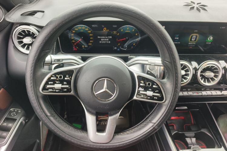 Used Mercedes-Benz GLB 2020 Facelift GLB 200 Fashion Edition Steering Wheel